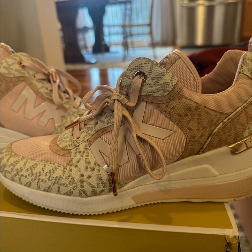 Michael Kors Women's Pink and Cream Sneakers